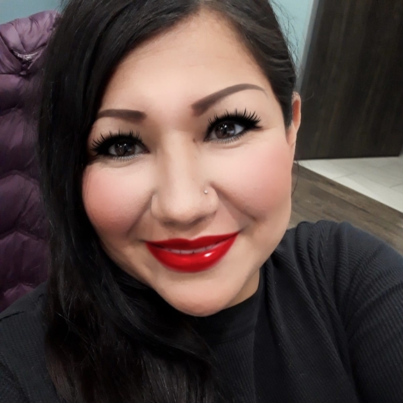 Meet your Posher, Ericka - Picture 1 of 1